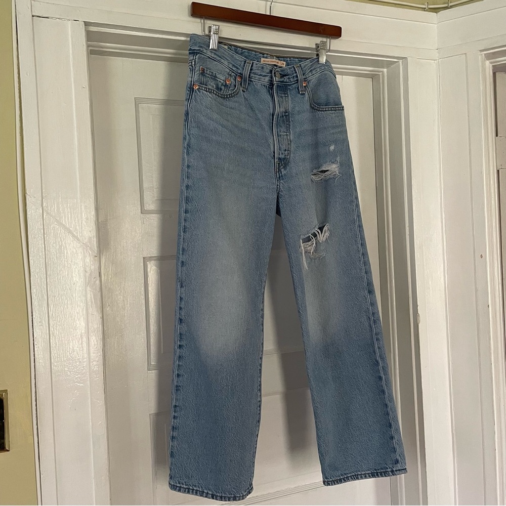Levi’s Ribcage Straight Ankle Jeans